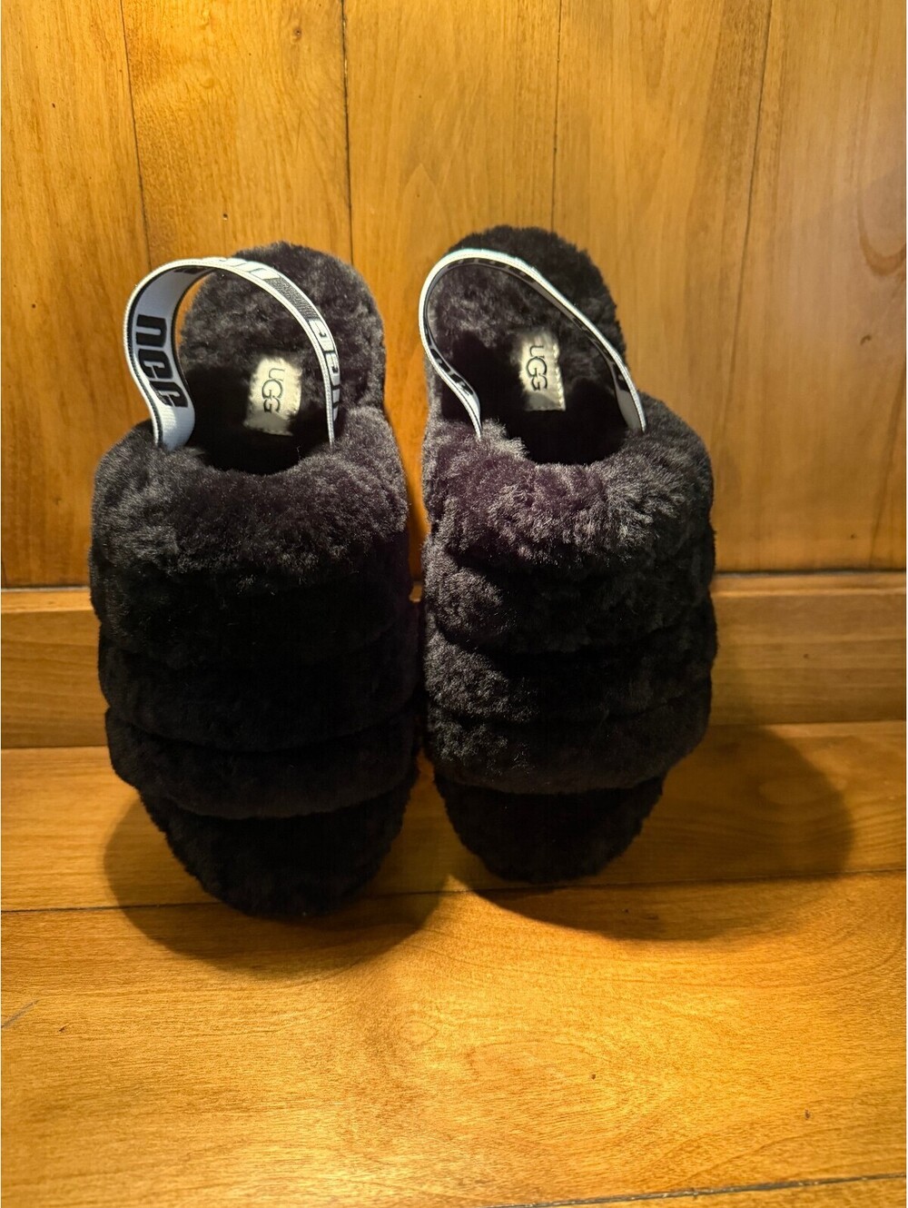 New UGG Fluff Yeah Slide Slippers in Black, Women's Size 7